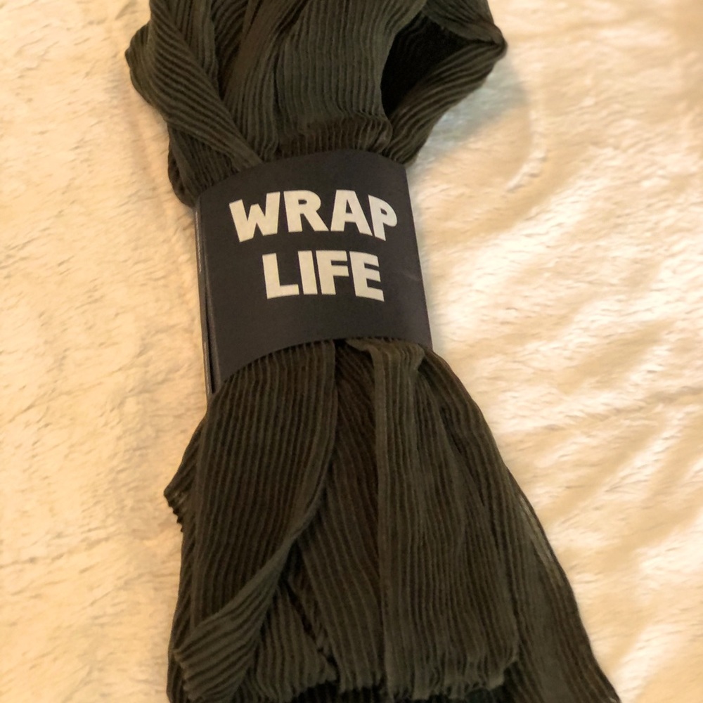 The Wrap Life Scarf in Forest Green